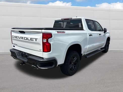 Used 2021 Chevrolet Silverado 1500 LT Trail Boss w/ Convenience Package II AWD/4WD image 5