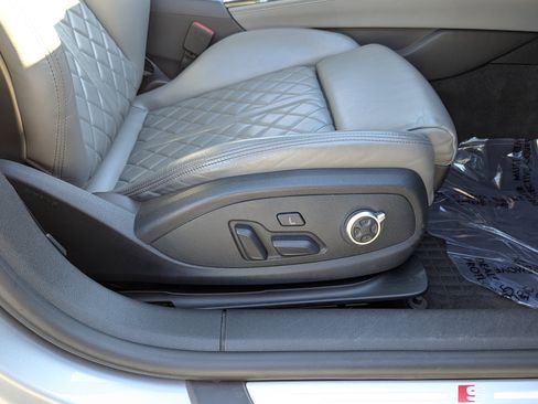 Used 2019 Audi S5 Premium Plus w/ Premium Plus image 15