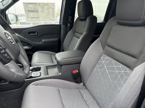 New 2026 Nissan Frontier SV image 5