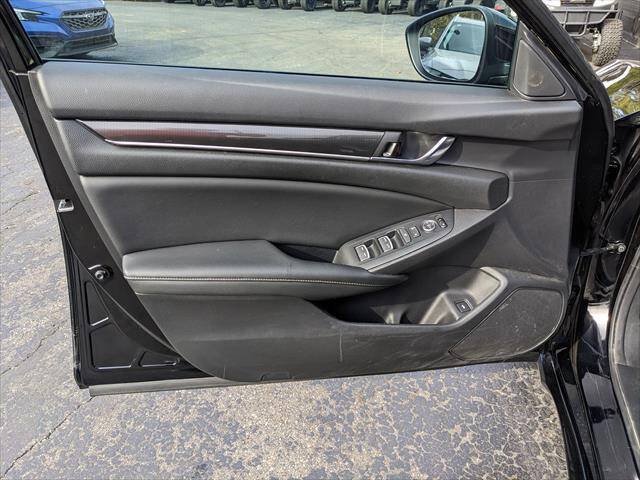 Used 2019 Honda Accord Sport image 5