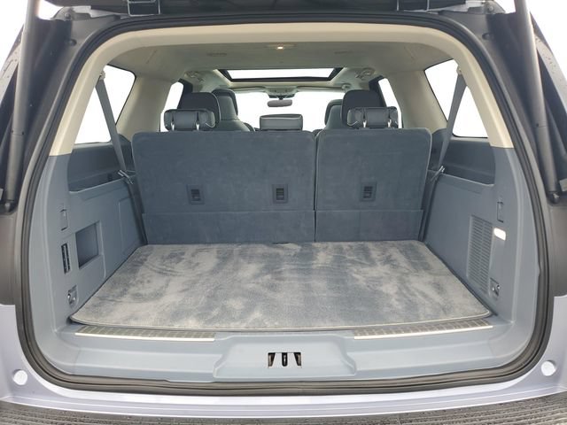 Used 2023 Lincoln Navigator L Black Label AWD/4WD image 37