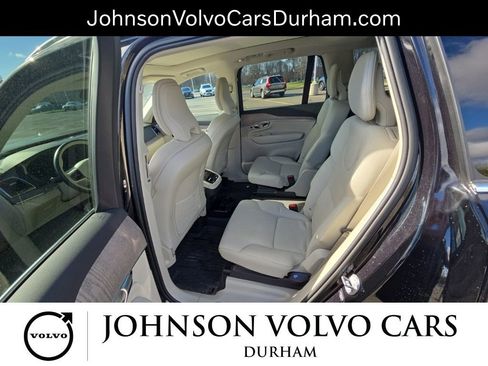 Used 2023 Volvo XC90 B6 Plus w/ Protection Package Premier image 12