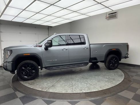 Certified 2024 GMC Sierra 2500 AT4 w/ Technology Package image 42