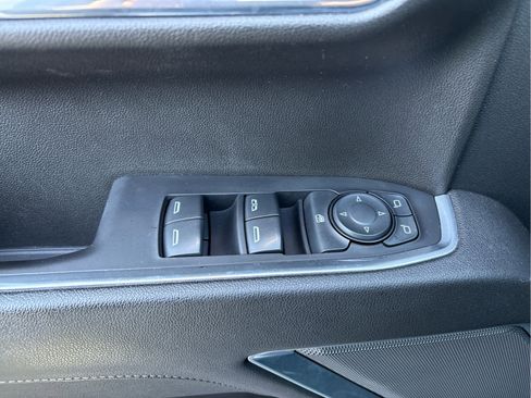 Used 2023 GMC Sierra 1500 Elevation image 25