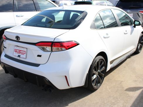 Used 2024 Toyota Corolla SE FWD image 10