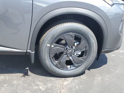 New 2026 Nissan Rogue SV w/ Cold Weather Package AWD/4WD image 10