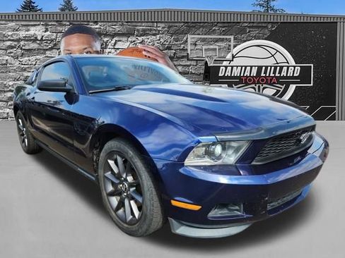 Used 2012 Ford Mustang Premium RWD image 1