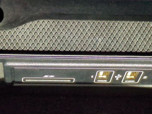 Used 2015 Mercedes-Benz C 300 4MATIC Sedan image 21