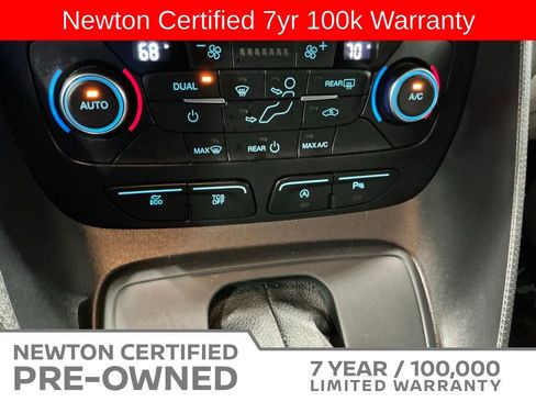 Used 2022 Ford Transit Connect XLT FWD image 10