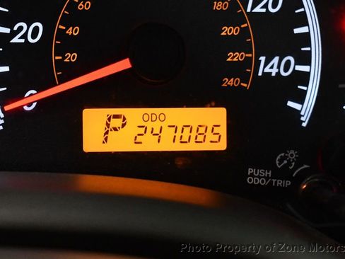 Used 2010 Toyota Corolla image 31