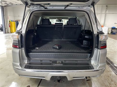 Used 2022 Toyota 4Runner Limited image 24