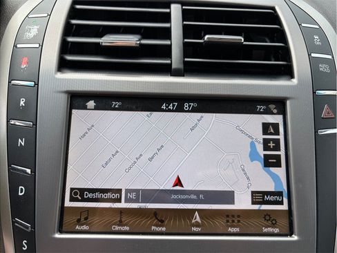 Used 2018 Lincoln MKZ Select w/ Select Plus Package FWD image 28