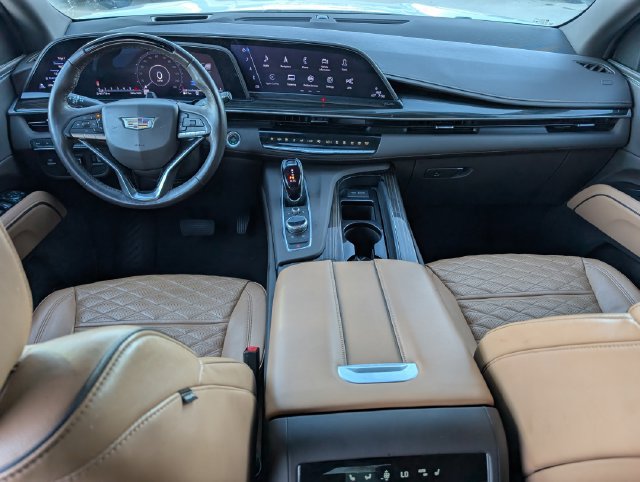 Used 2024 Cadillac Escalade Sport w/ Touring Package AWD/4WD image 31
