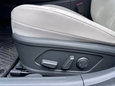 Used 2023 Hyundai Sonata Limited FWD image 26