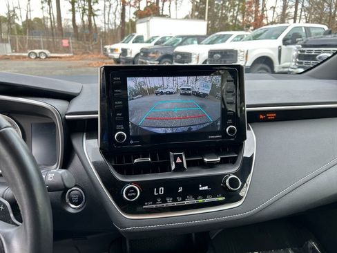 Used 2022 Toyota Corolla SE image 18