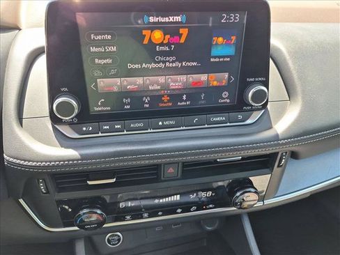 Used 2021 Nissan Rogue SV FWD image 14