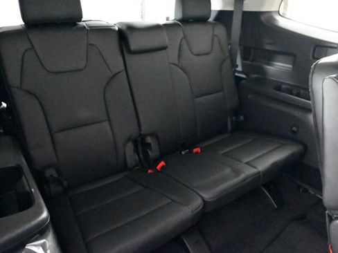 New 2025 Kia Telluride EX image 15
