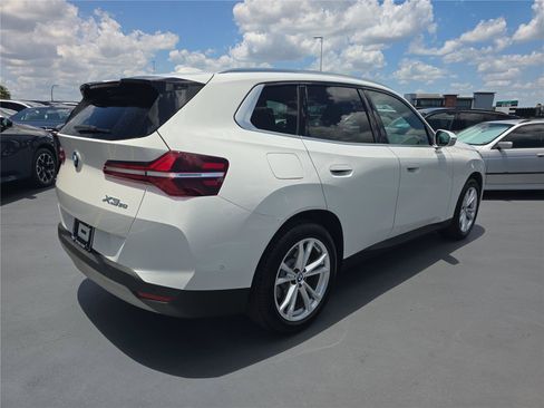 Certified 2025 BMW X3 xDrive30 w/ Convenience Package AWD/4WD image 2