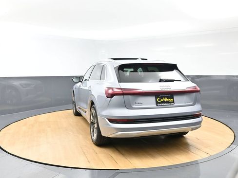 Used 2022 Audi e-tron Premium Plus w/ Premium Plus Package AWD/4WD image 7