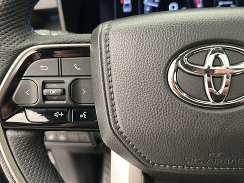 Used 2026 Toyota Tundra Platinum AWD/4WD image 22