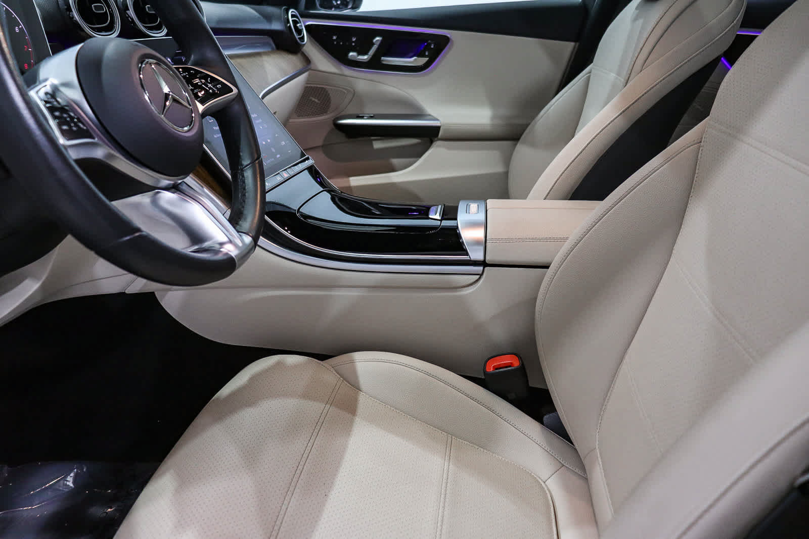 Certified 2024 Mercedes-Benz C 300 Sedan image 21