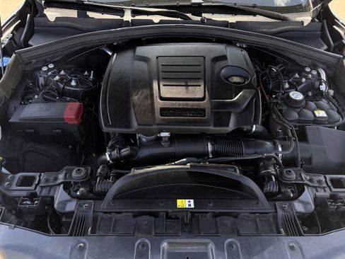 Used 2023 Jaguar F-PACE S image 30