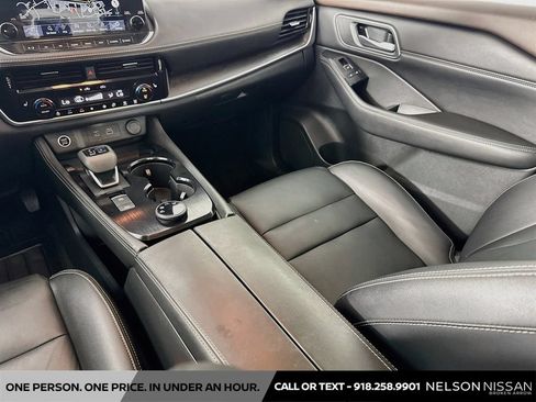 Certified 2021 Nissan Rogue SL w/ Premium Package AWD/4WD image 25