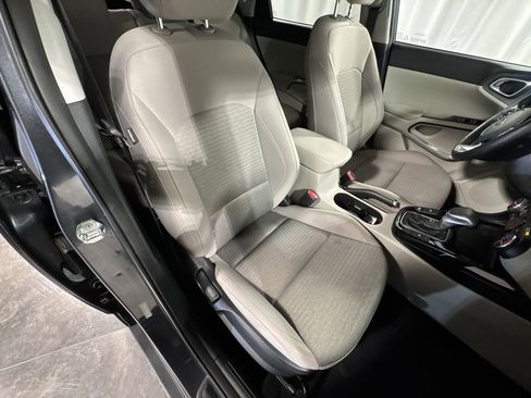 Used 2021 Kia Soul EX image 23