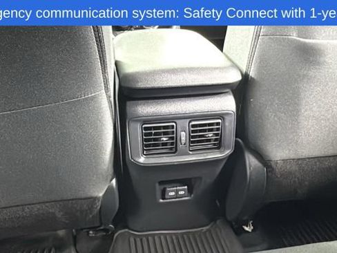 Used 2022 Toyota RAV4 XLE w/ Convenience Package image 38