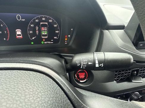 Used 2025 Honda Accord SE image 32