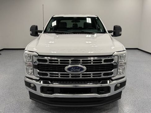 Certified 2024 Ford F250 XLT AWD/4WD image 4