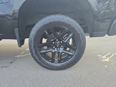 Used 2024 Chevrolet Silverado 1500 Custom Trail Boss image 32