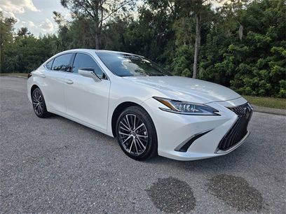 Used 2025 Lexus ES 350 w/ Premium Package