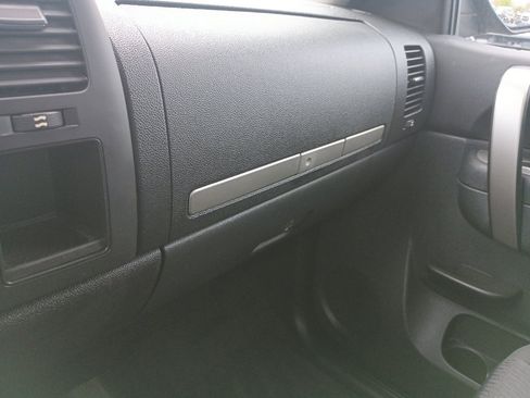 Used 2012 Chevrolet Silverado 1500 LT image 23