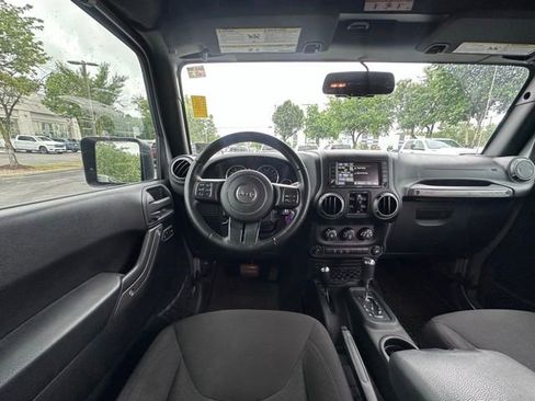 Used 2016 Jeep Wrangler Unlimited Sport w/ Quick Order Package 24S AWD/4WD image 15