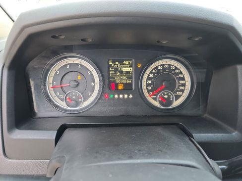 Used 2014 RAM 2500 Tradesman image 21