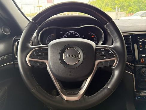 Used 2019 Jeep Grand Cherokee Overland AWD/4WD image 20