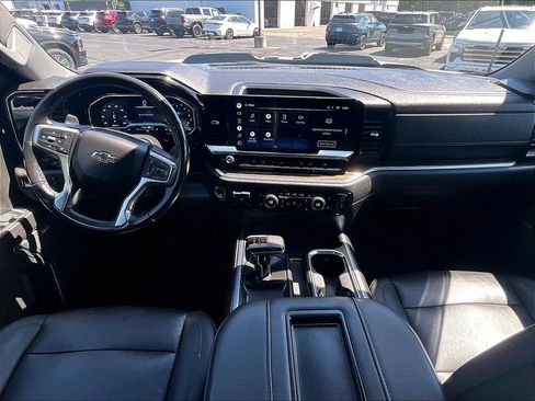 Used 2022 Chevrolet Silverado 1500 LT Trail Boss w/ LT Trail Boss Premium Package AWD/4WD image 20