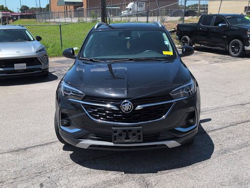 Used 2022 Buick Encore GX Essence w/ Experience Buick Package FWD image 2