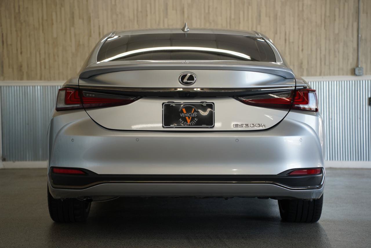 Used 2024 Lexus ES 300h F Sport w/ Accessory Package (Z2) FWD image 9
