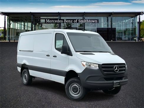 Used 2024 Mercedes-Benz Sprinter 2500 image 1