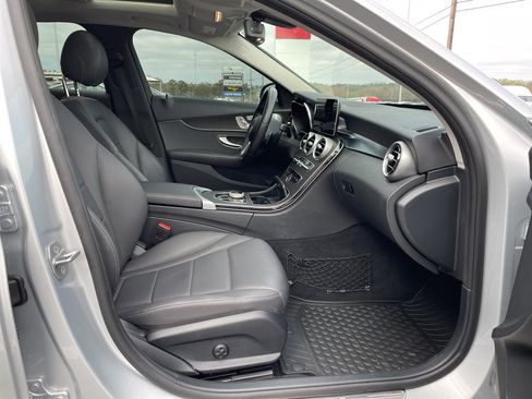Used 2021 Mercedes-Benz C 300 Sedan image 23