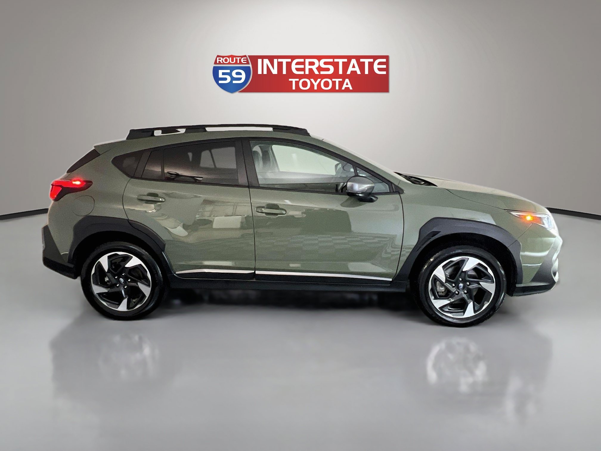 Used 2024 Subaru Crosstrek 2.5i Limited AWD/4WD image 8
