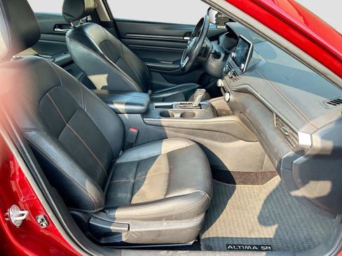 Used 2020 Nissan Altima 2.5 SR FWD image 15