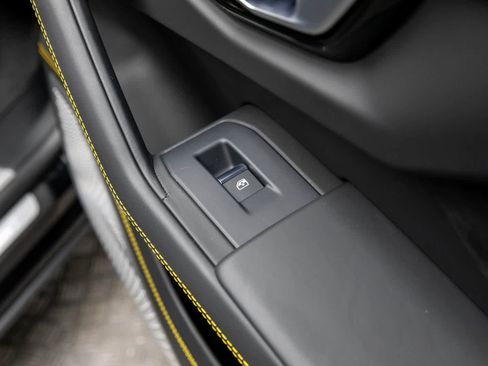 Used 2022 Lamborghini Urus image 49