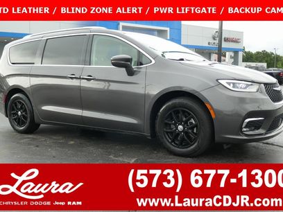 Used 2021 Chrysler Pacifica Touring-L