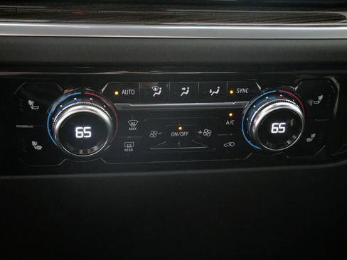 New 2026 GMC Sierra 1500 Elevation image 25