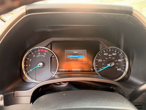 Used 2018 Ford F250 Lariat w/ Chrome Package image 38