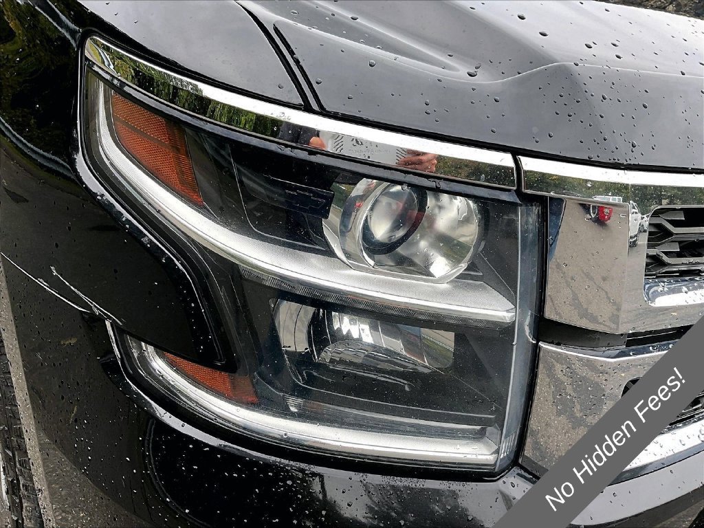 Used 2019 Chevrolet Suburban LT AWD/4WD image 27