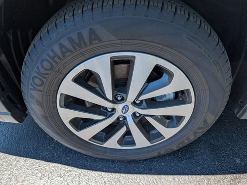 Certified 2025 Subaru Outback Premium AWD/4WD image 13